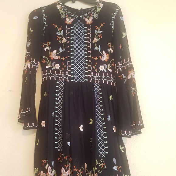 Dress - Picture 2 of 3